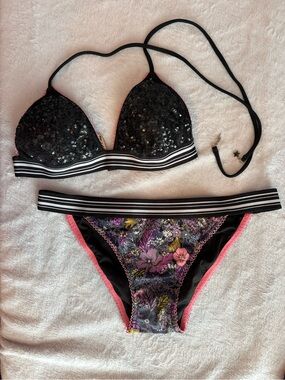 Victoria’s Secret Sequin Bikini Top S Floral Bottoms M Set